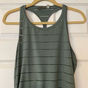 Athleta top tank workout medium